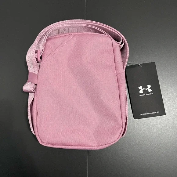 ***NWT*** Under Armour bag- 2 ways to wear -crossbody or backpack - Picture 2 of 3